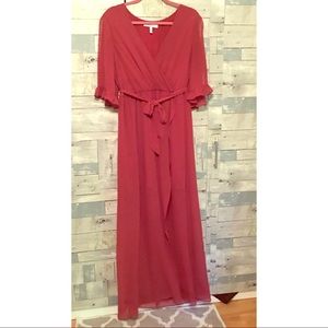 🎉MOVING SALE!!🎉 BCBG Mock Wrap Dress